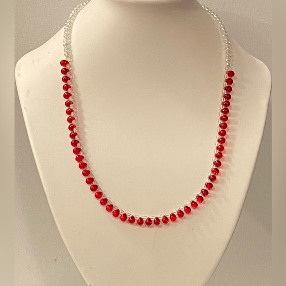 NEW handcrafted Czech teardrop crystal Pip beads necklace - Picture 2 of 3